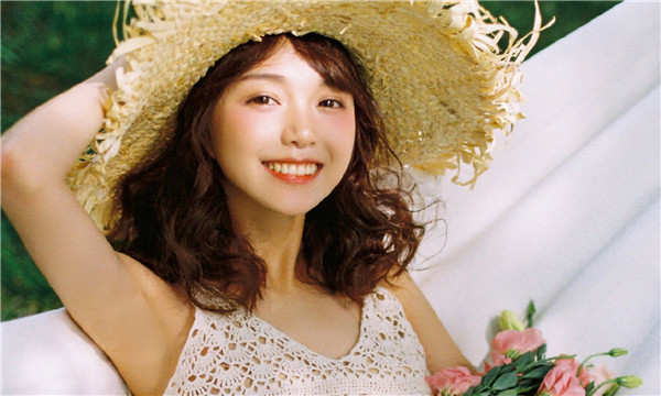 嘉荫私人代怀公司