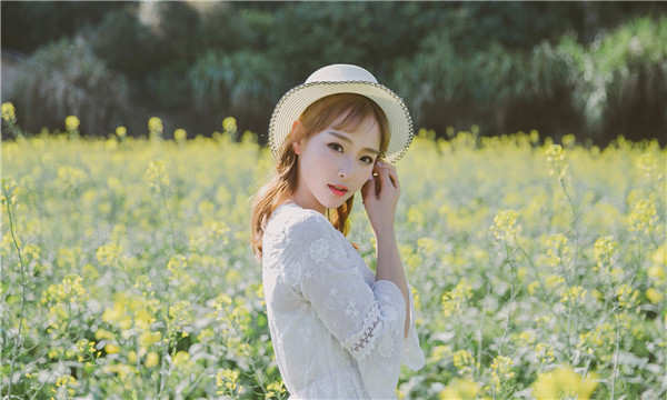 嘉荫标题：想找个女人帮忙生孩子的有效解决方案，助您圆梦家庭